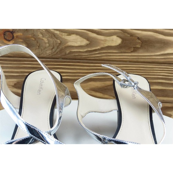 Calvin Klein Size 9 Medium Silver Strappy Synthetic‎ Women Sandals Pamilla - Picture 3 of 7